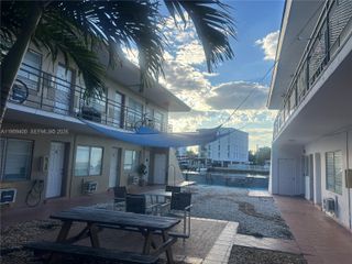 8220 Byron Ave 12, Miami Beach, FL 33141