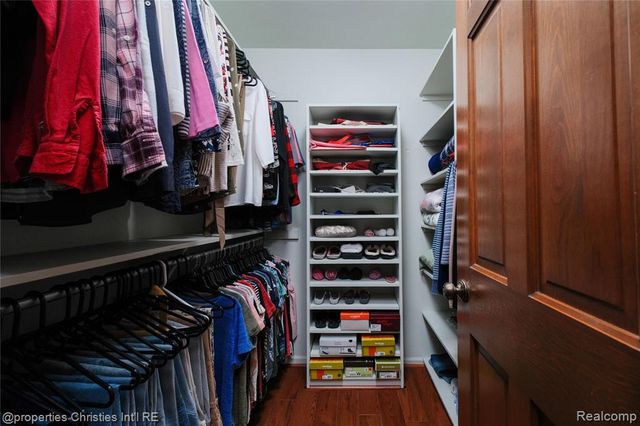 38621 Rutgers Drive, Northville, MI 48335