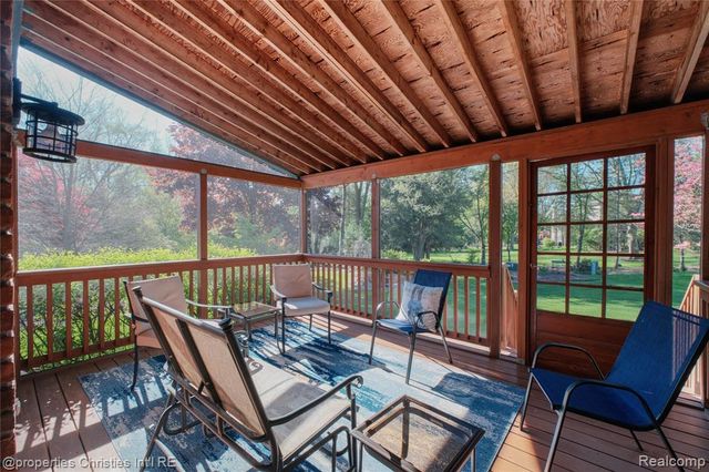 38621 Rutgers Drive, Northville, MI 48335
