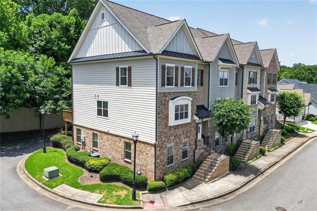 564 Henry Drive, Marietta, GA 30064