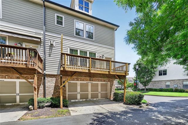 564 Henry Drive, Marietta, GA 30064