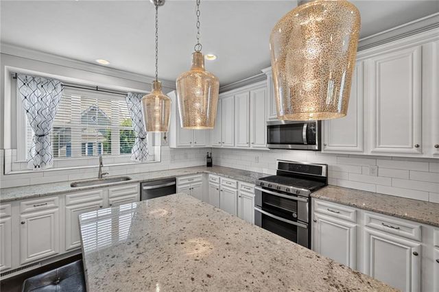 564 Henry Drive, Marietta, GA 30064