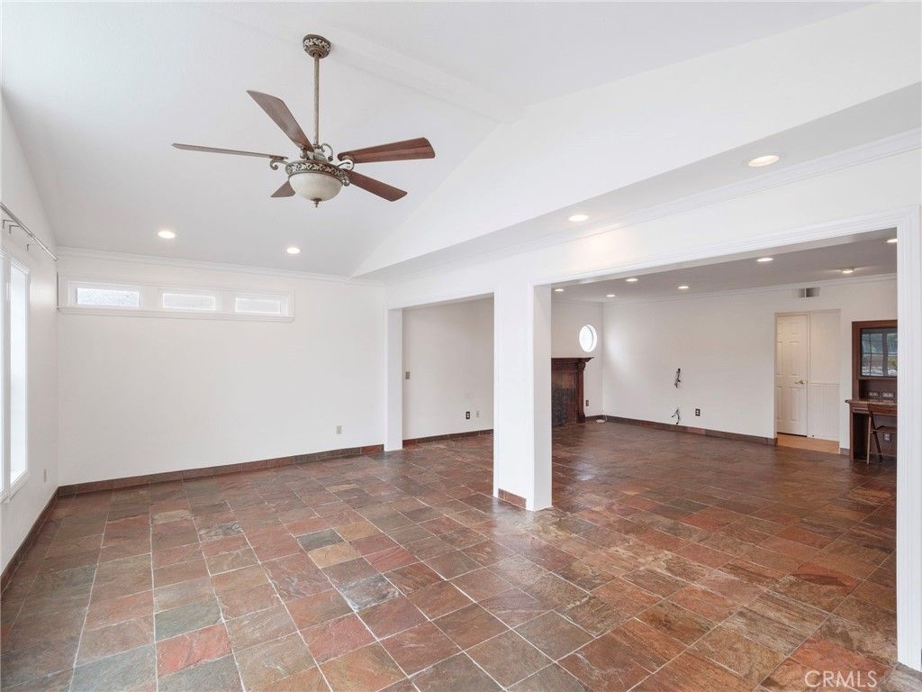 Image 19 of property listing at 21052 Kensington Lane, Lake Forest, CA 92630