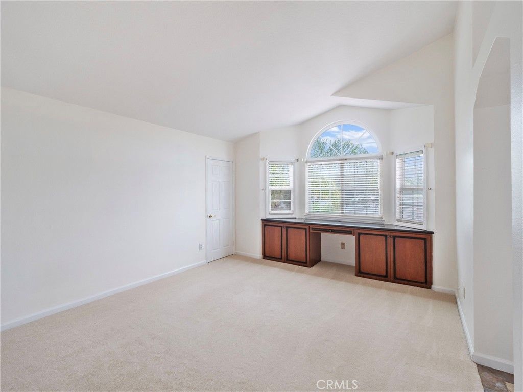 Image 20 of property listing at 21052 Kensington Lane, Lake Forest, CA 92630