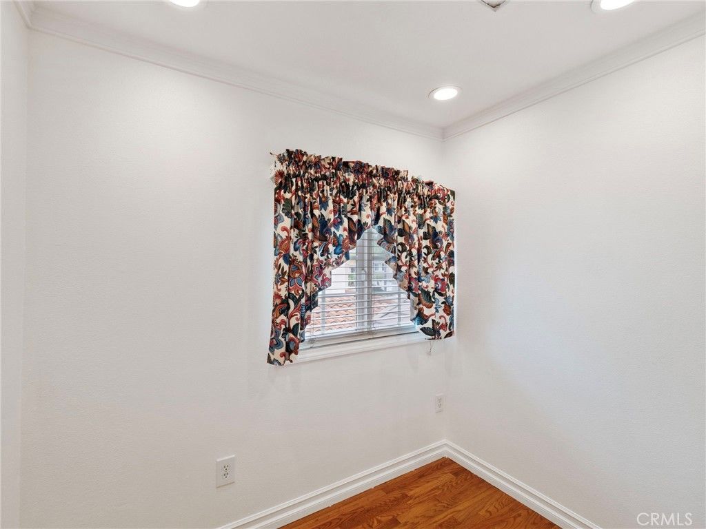 Image 24 of property listing at 21052 Kensington Lane, Lake Forest, CA 92630