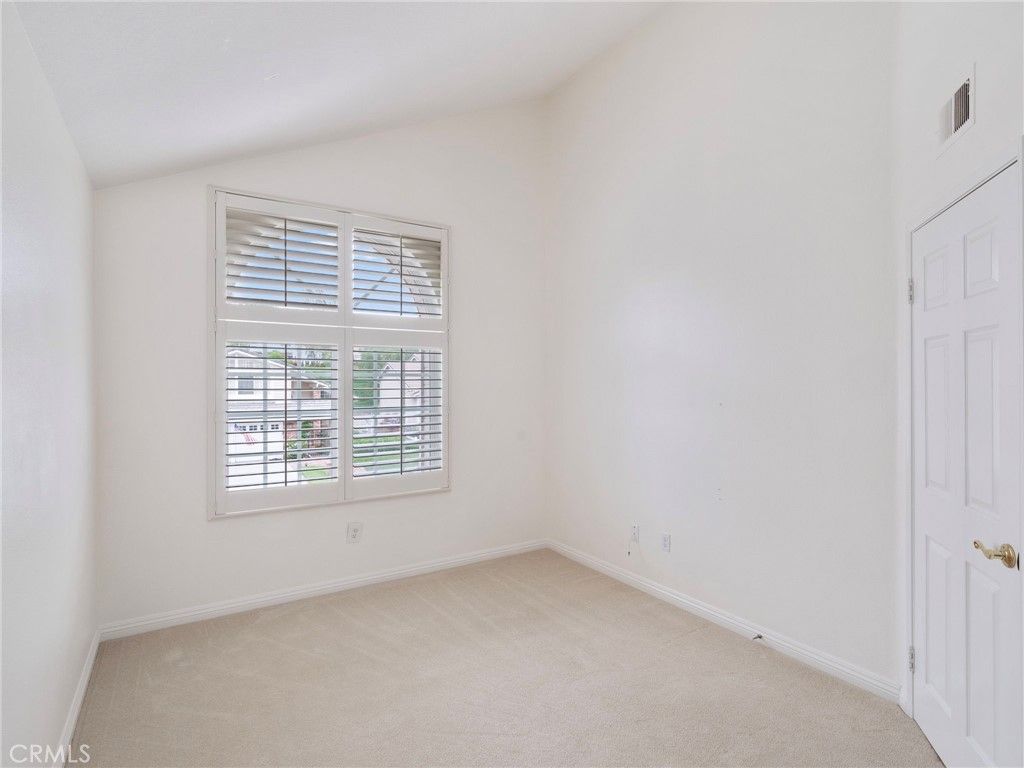 Image 28 of property listing at 21052 Kensington Lane, Lake Forest, CA 92630