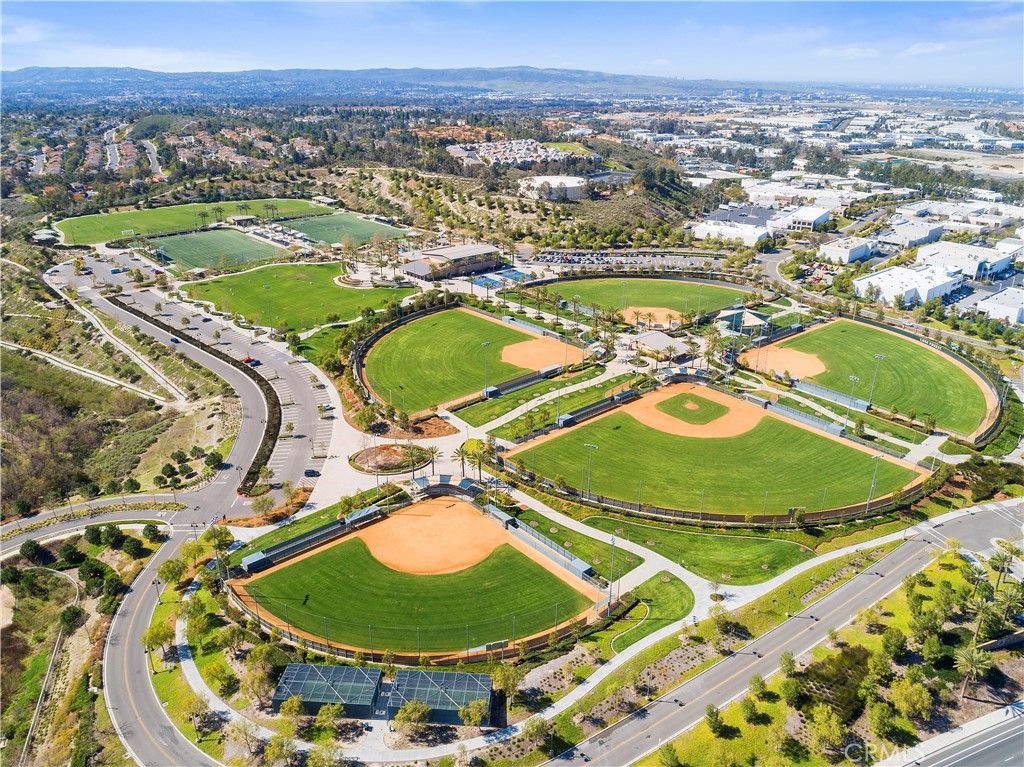 Image 44 of property listing at 21052 Kensington Lane, Lake Forest, CA 92630