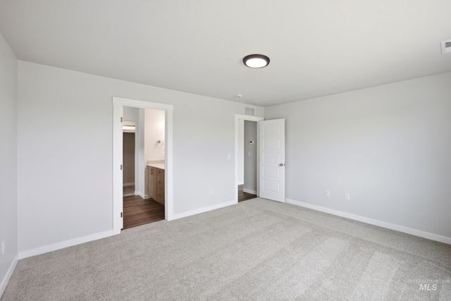 9088 W Violet St, Nampa, ID 83687