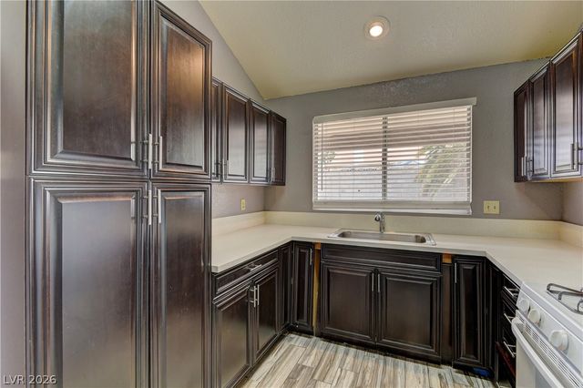 536 Crony Avenue, Henderson, NV 89011