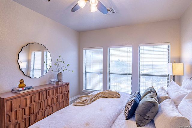 20 Tapatio Dr E Unit 102, Boerne, TX 78006