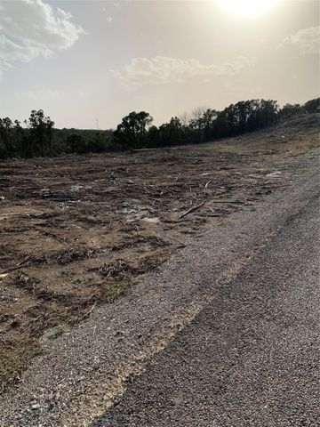 1301 ridgeview Circle, Granbury, TX 76048