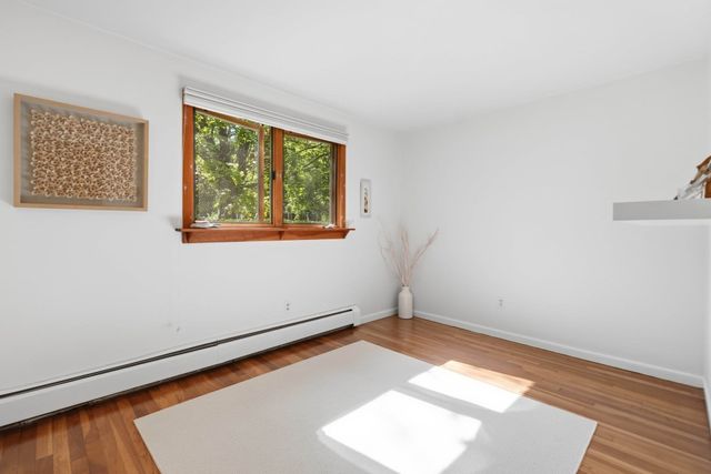 52 Hickory Rd, Sudbury, MA 01776