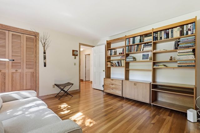 52 Hickory Rd, Sudbury, MA 01776