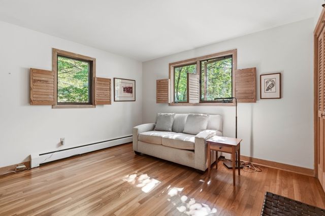 52 Hickory Rd, Sudbury, MA 01776