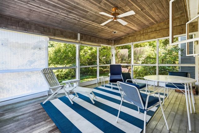 52 Hickory Rd, Sudbury, MA 01776