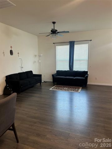 5772 Coulee Lane, Charlotte, NC 28215