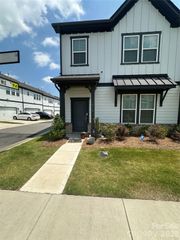 5772 Coulee Lane, Charlotte, NC 28215