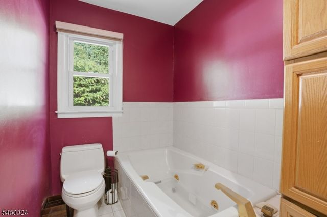 10 Rosemere Ave, West Caldwell Twp., NJ 07006