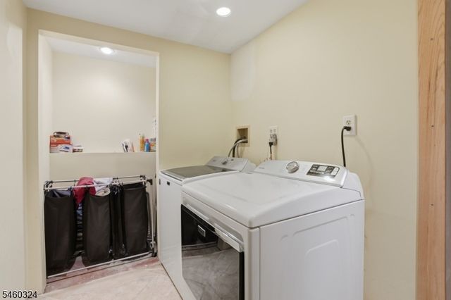 10 Rosemere Ave, West Caldwell Twp., NJ 07006