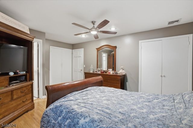 10 Rosemere Ave, West Caldwell Twp., NJ 07006