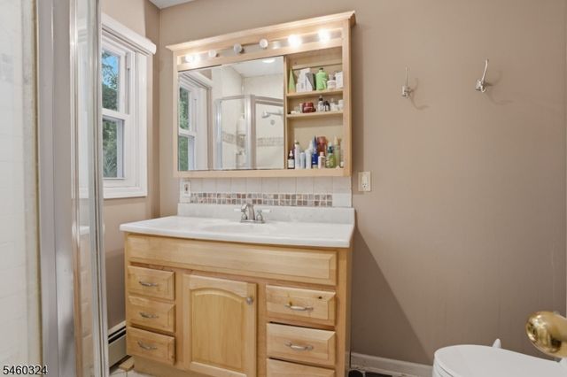 10 Rosemere Ave, West Caldwell Twp., NJ 07006