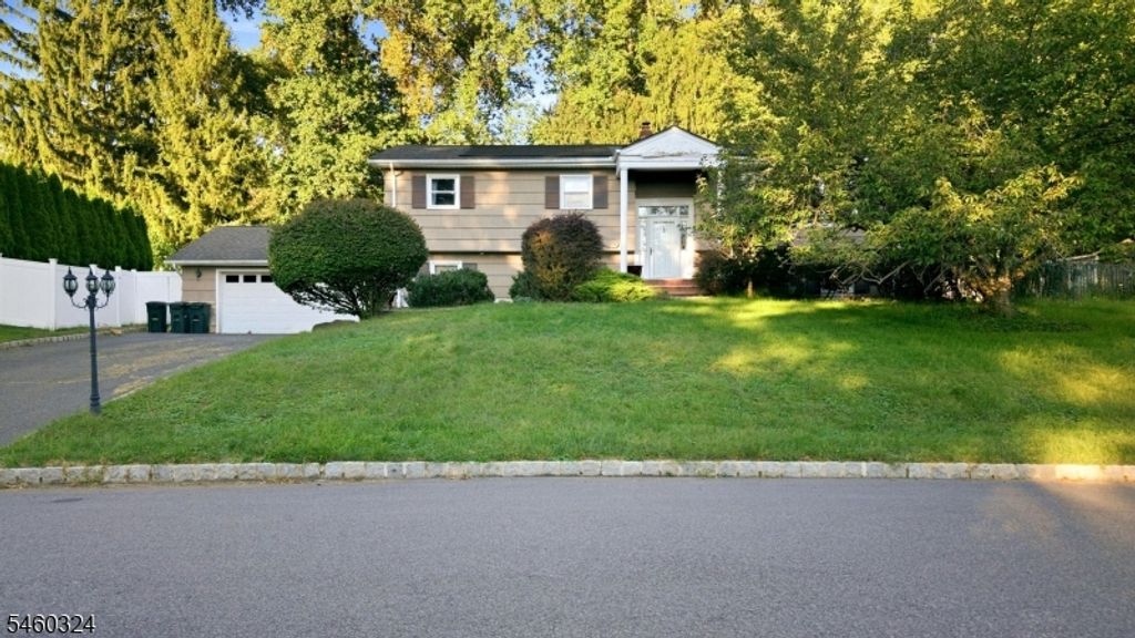 10 Rosemere Ave, West Caldwell Twp., NJ 07006 — exterior