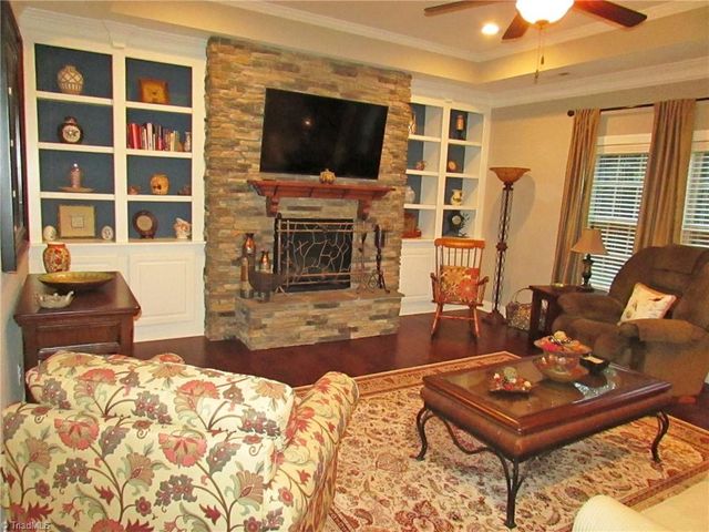4617 Olivine Lane, Pfafftown, NC 27040
