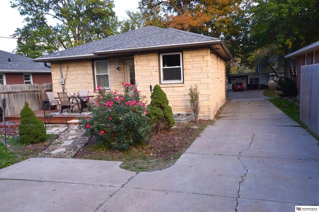 2211 S 36th Street, Lincoln, NE 68506