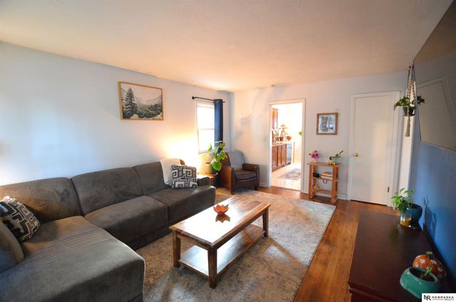 2211 S 36th Street, Lincoln, NE 68506