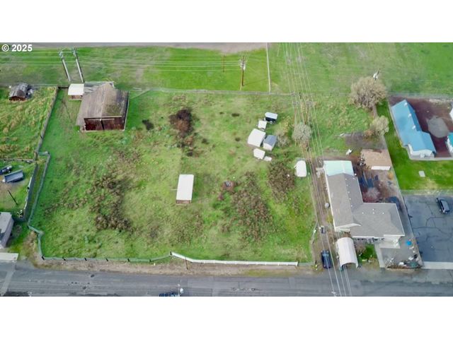 917 MYRTLE St, The Dalles, OR 97058