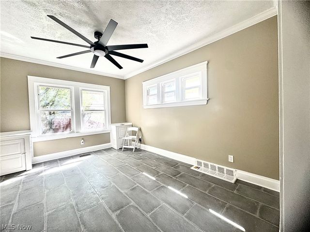 9606 Parmelee Avenue, Cleveland, OH 44108