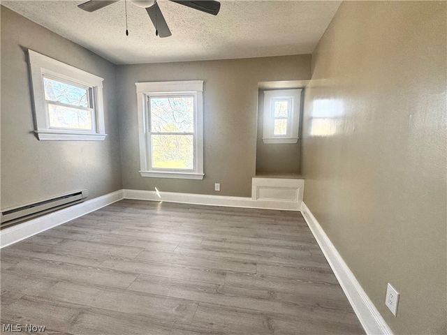 9606 Parmelee Avenue, Cleveland, OH 44108