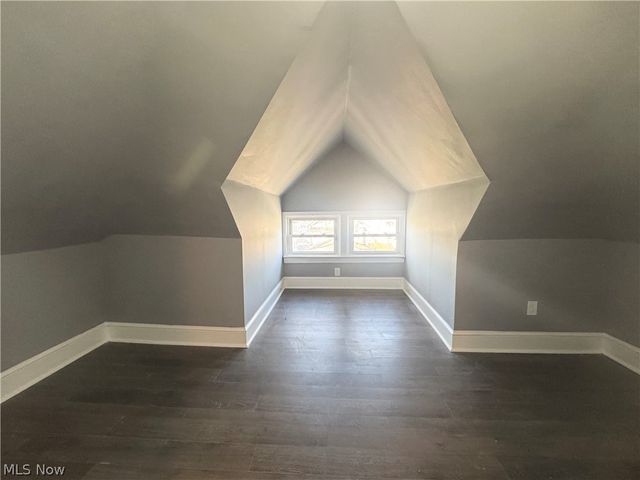 9606 Parmelee Avenue, Cleveland, OH 44108