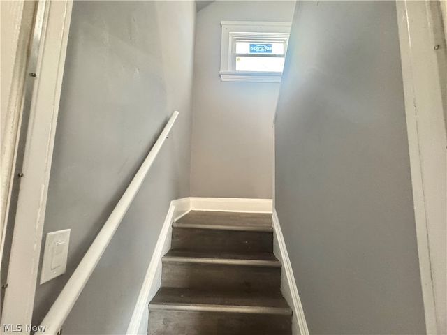 9606 Parmelee Avenue, Cleveland, OH 44108