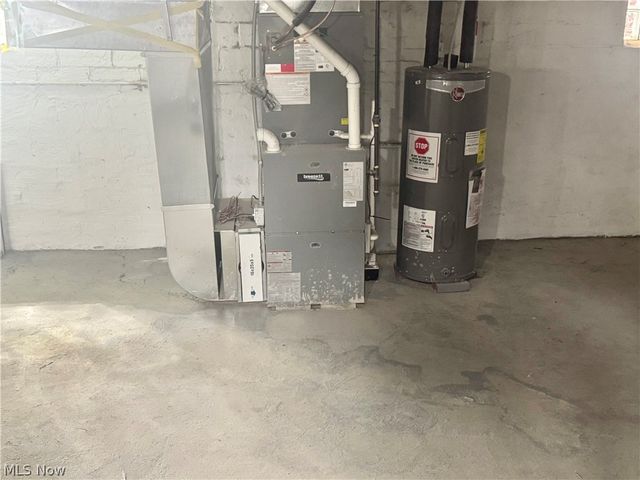 9606 Parmelee Avenue, Cleveland, OH 44108