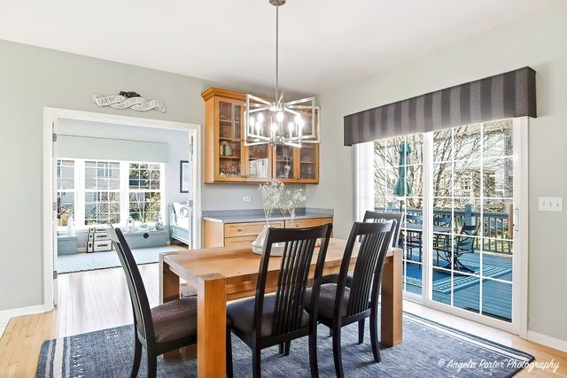 9 Laurel Valley Court, Lake In The Hills, IL 60156