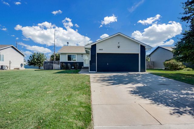 13605 W Ponderosa Ct, Wichita, KS 67235