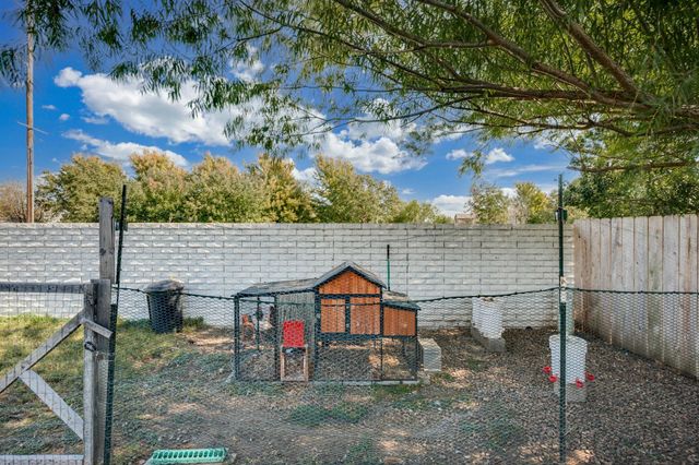 13605 W Ponderosa Ct, Wichita, KS 67235