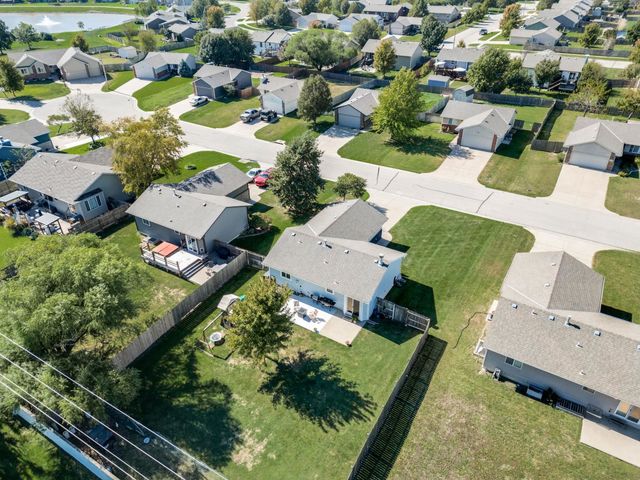 13605 W Ponderosa Ct, Wichita, KS 67235