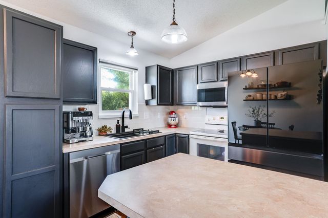 13605 W Ponderosa Ct, Wichita, KS 67235