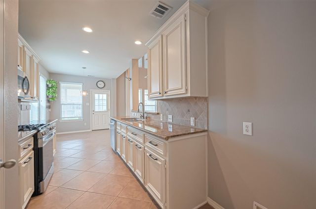 18931 Bluestone Hollow Lane, Tomball, TX 77377