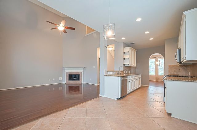 18931 Bluestone Hollow Lane, Tomball, TX 77377