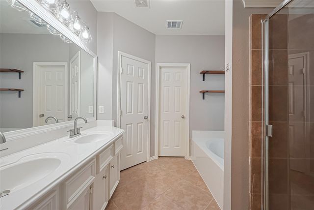 18931 Bluestone Hollow Lane, Tomball, TX 77377