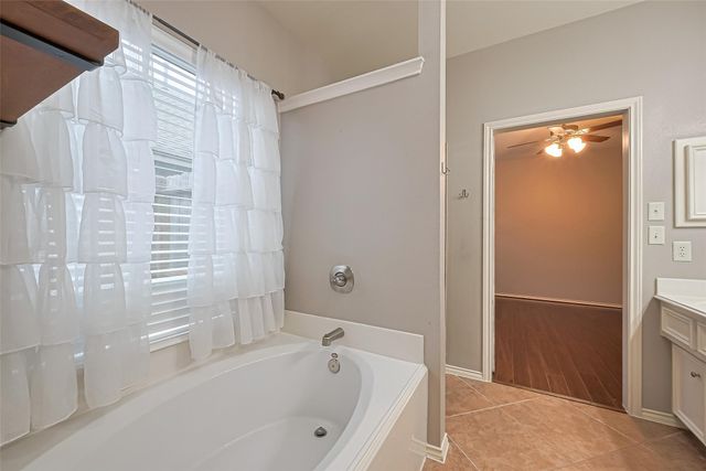 18931 Bluestone Hollow Lane, Tomball, TX 77377