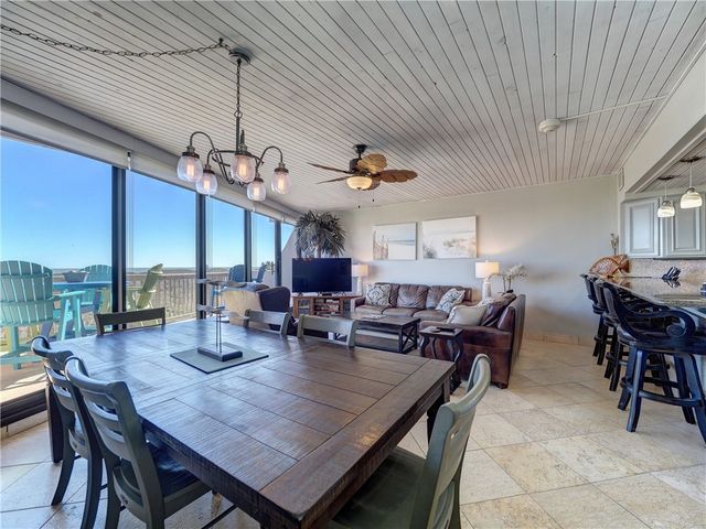 7477 State Highway 361 201, Port Aransas, TX 78373