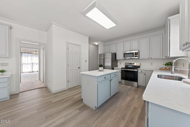 101 Greygate Place, Cary, NC 27518