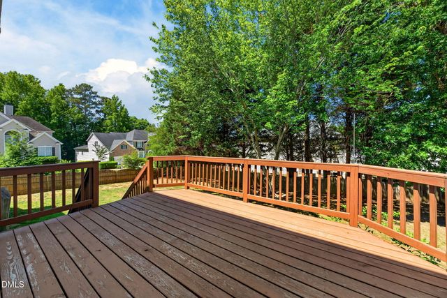 101 Greygate Place, Cary, NC 27518