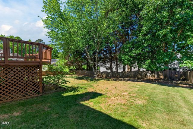 101 Greygate Place, Cary, NC 27518