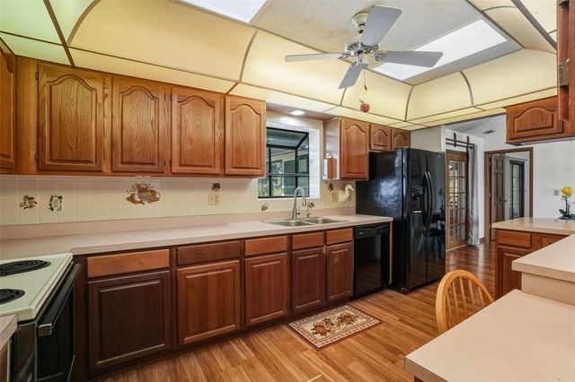 950 CENTENNIAL AVENUE, Deltona, FL 32738