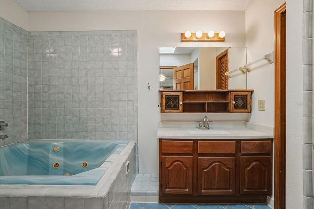 950 CENTENNIAL AVENUE, Deltona, FL 32738